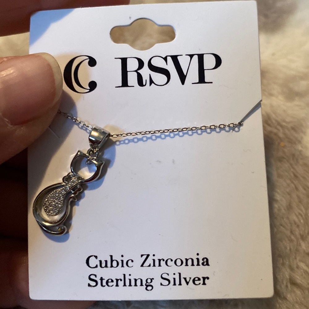 Sterling silver cat neckless with cubic zirconia